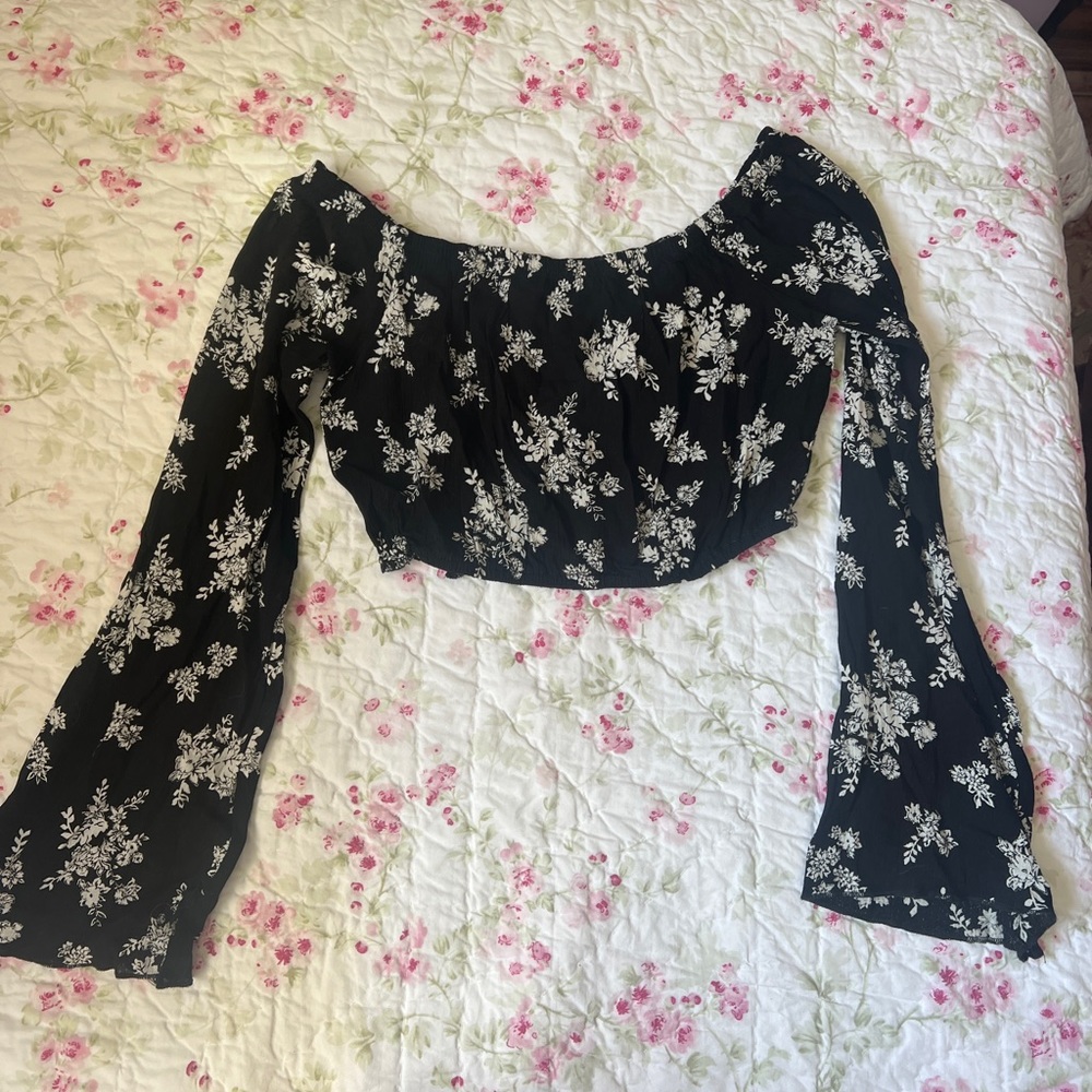 Full Tilt Floral Bell Sleeve Crop Top